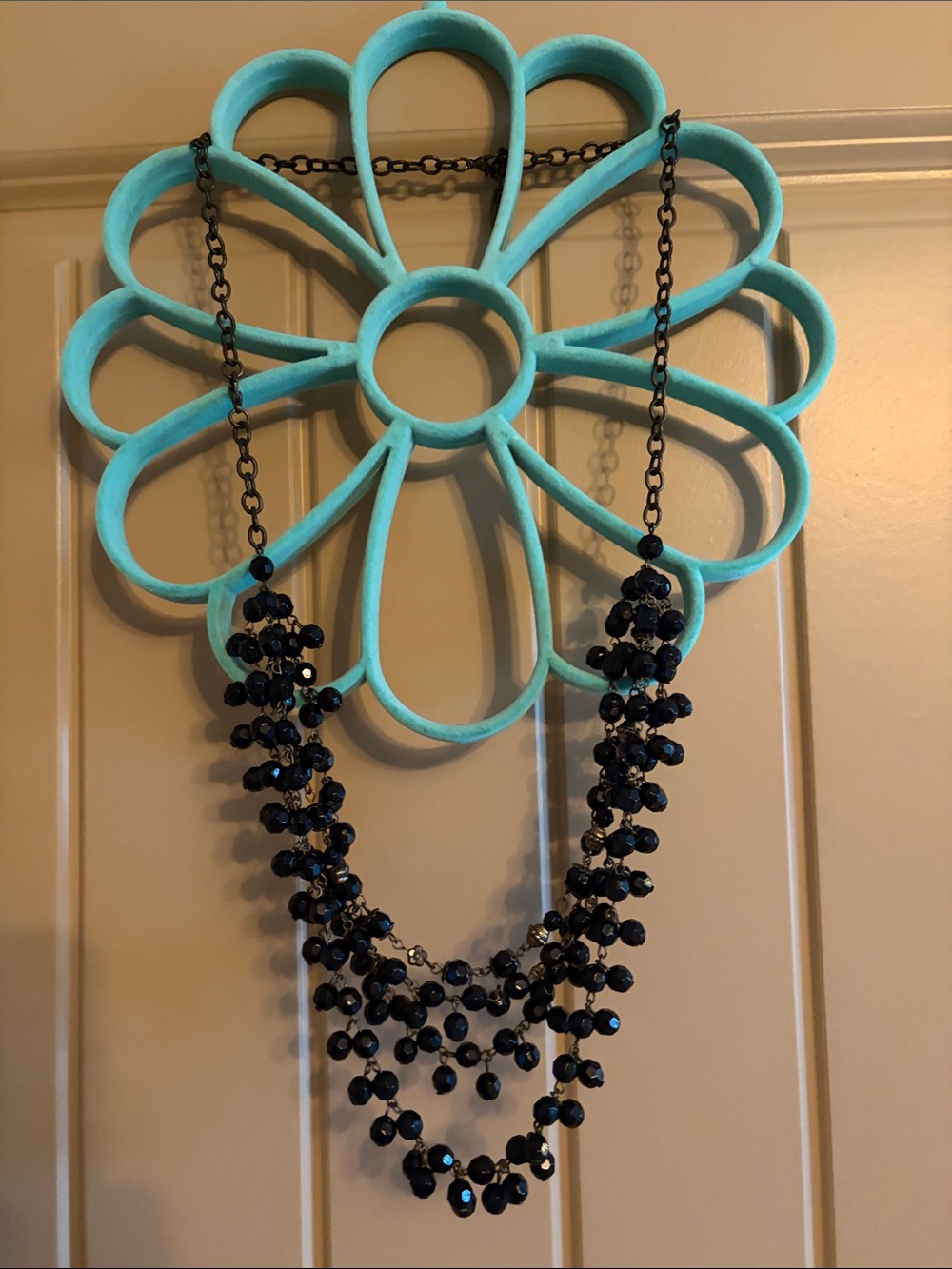 Plunder necklace and 1 bracelet bundle